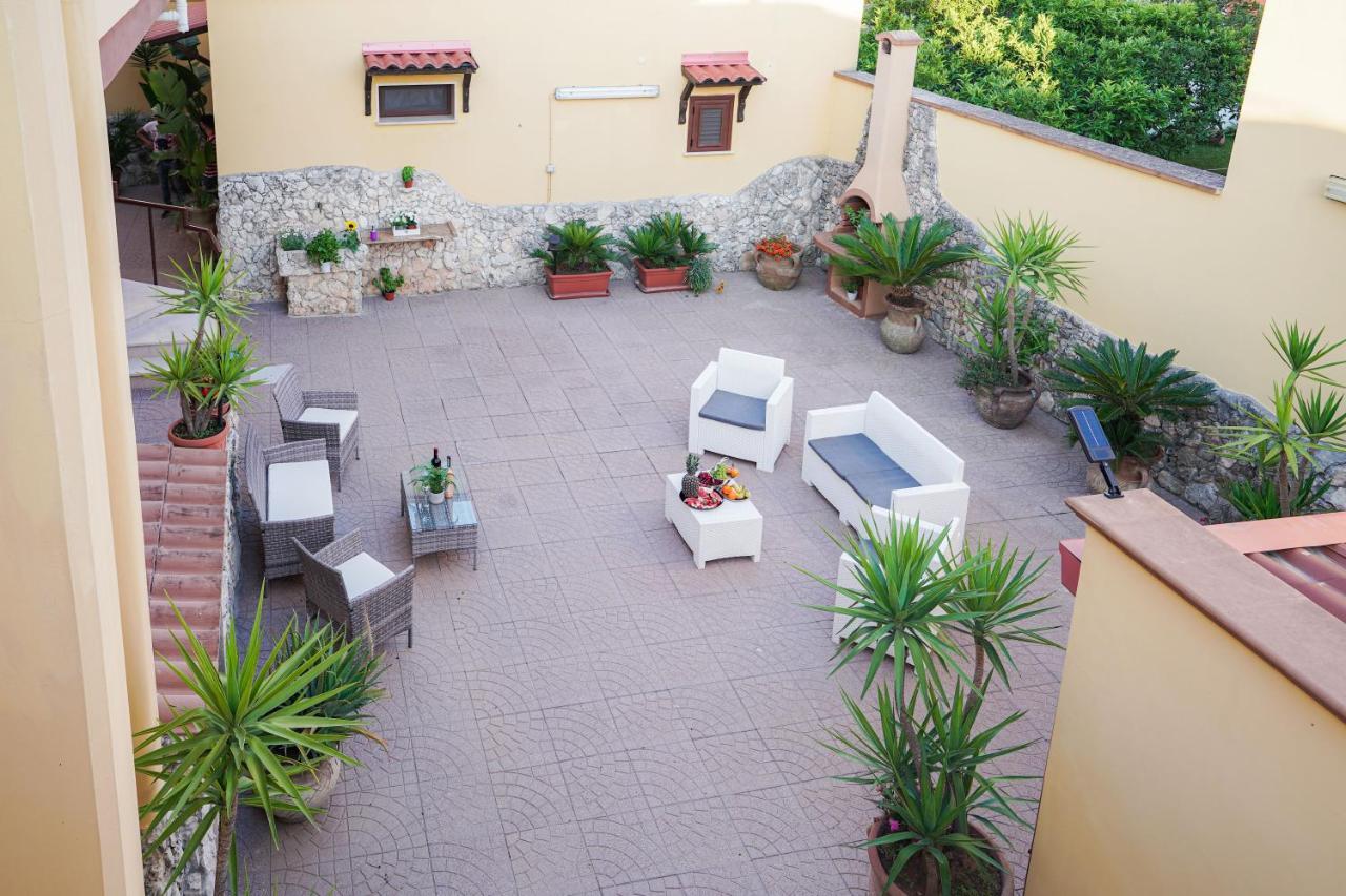 Guesthouse Da Filiberto Melendugno Exterior foto