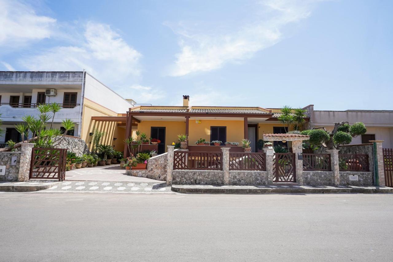 Guesthouse Da Filiberto Melendugno Exterior foto